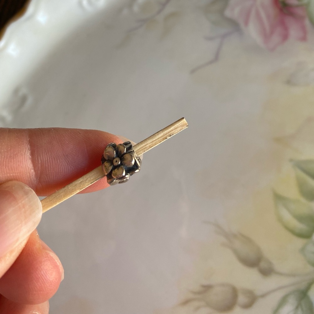 Trollbead Rose bead Silver *Retired*